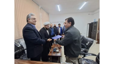 برگزاری آیین تجلیل از مهندس آقای داود سیلسپور فرزند شهید والامقام محمداسماعیل سیلسپور در مرکز تحقیقات کشاورزی استان تهران