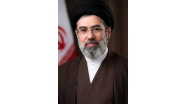 رهبر انقلاب: باید حضور موثر در صحنه از جمله حضور دشمن‌شکن در راهپیمایی روز قدس مورد توجه همگان باشد.